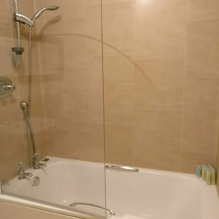 Metrostays - Antiques Quarter Apartamento *
